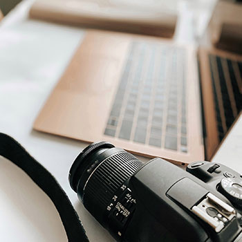 同学聚会,来个大包间(三妻四妾)指代表什么生肖、词语落实释义解释